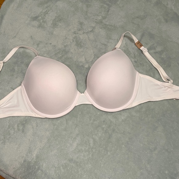 Pink Victoria secret push up - Picture 5 of 5